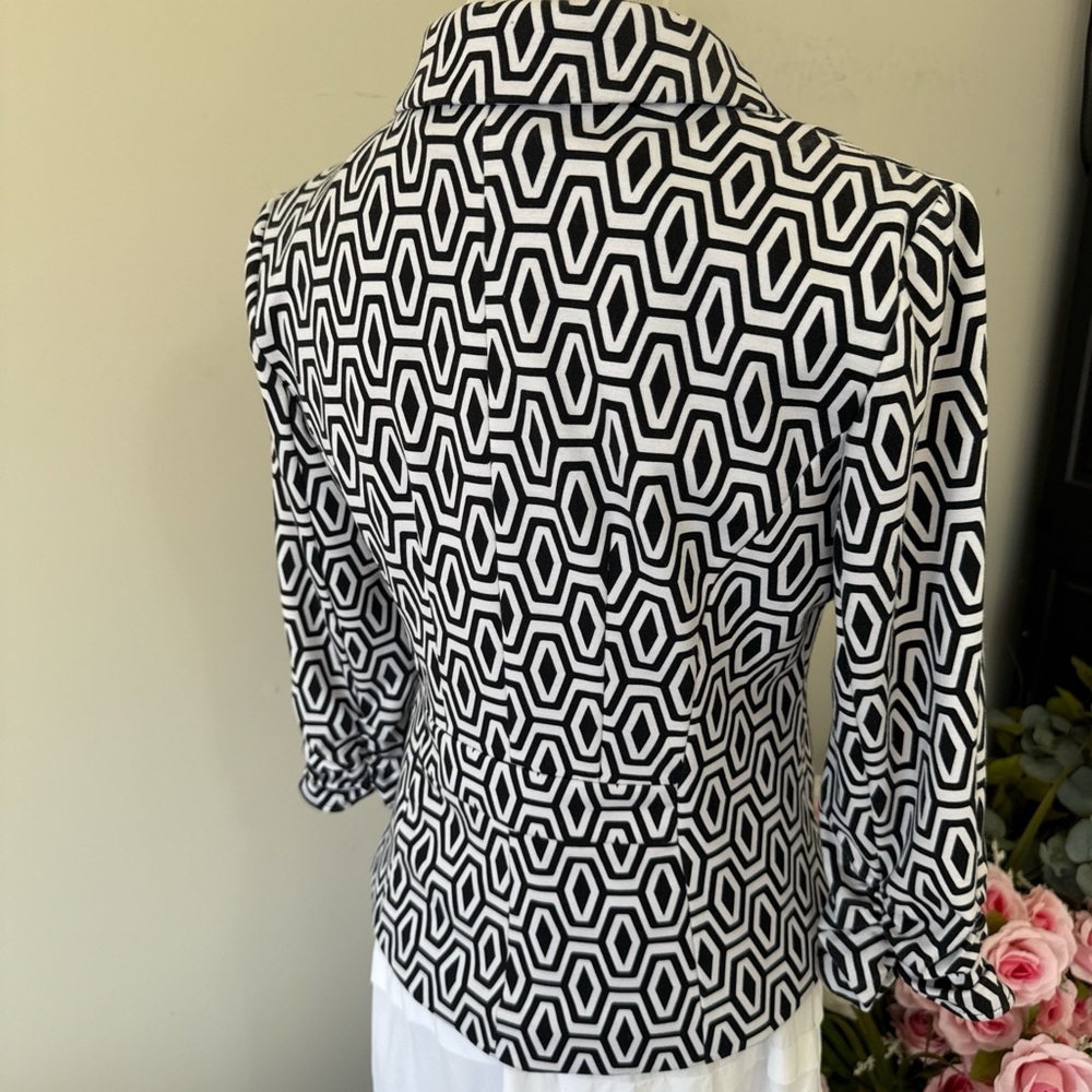 Versona Monochrome Patterned Jacket - image 3